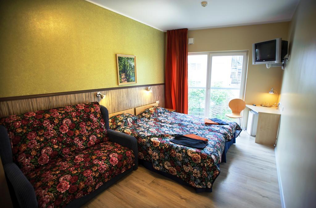 Ranna Villa & Free Parking Pärnu Esterno foto