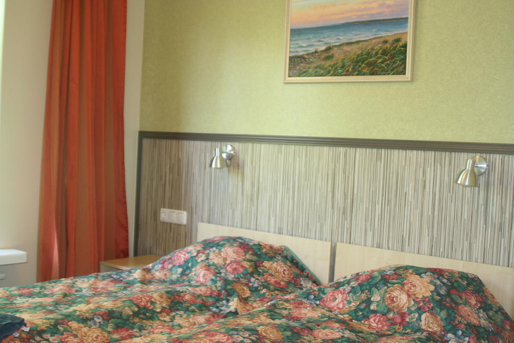 Ranna Villa & Free Parking Pärnu Esterno foto